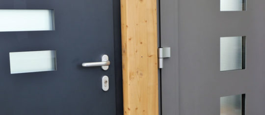 Porte en aluminium